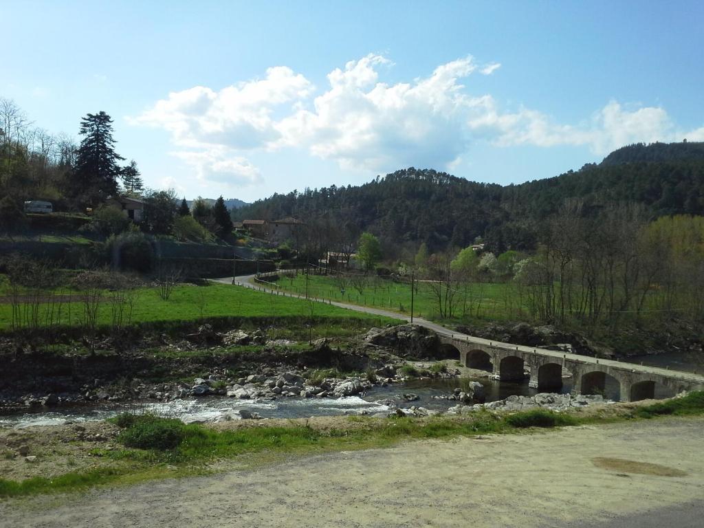 Logis Hotel Restaurant La Corniche Des Cevennes Saint-Jean-du-Gard Exterior photo